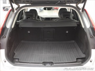 Volvo XC60 2,0 T5 250k.Mom.PRO BLIS 2019