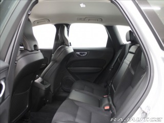 Volvo XC60 2,0 T5 250k.Mom.PRO BLIS 2019