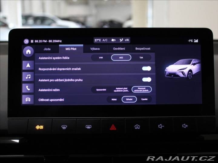 MG MG4 0,1 180kW 77kWh Exclusive 2025