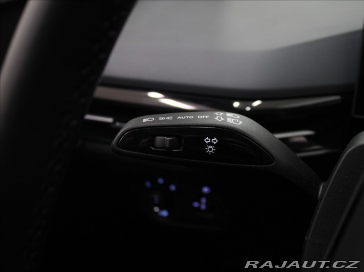 MG MG4 0,1 180kW 77kWh Exclusive 2025