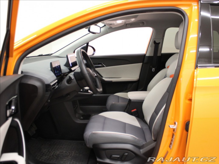 MG MG4 0,1 180kW 77kWh Exclusive 2025