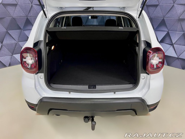 Dacia Duster 1.6 SCE 4WD, KLIMA, TAŽNÉ 2019