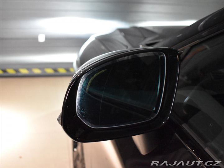 Volvo XC60 2,0 B5 AWD Black Edition 2025