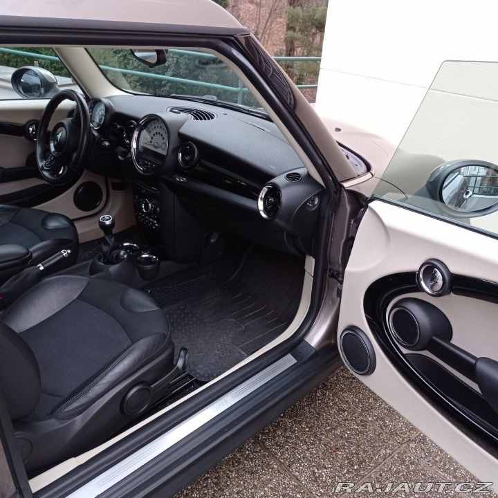 Mini Clubman 1,6 Cooper 2012