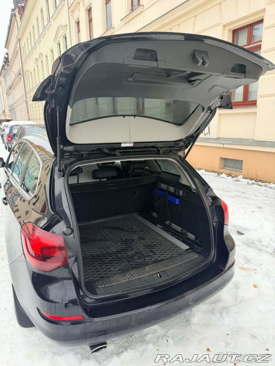 Opel Astra 2,0 J sportes tovrer 2011