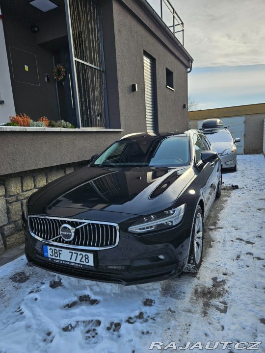Volvo V90 2,0   145 kw -NEZ.TOPENI 2021