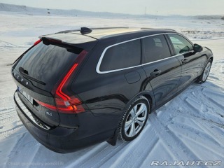 Volvo V90 2,0   145 kw -NEZ.TOPENI 2021