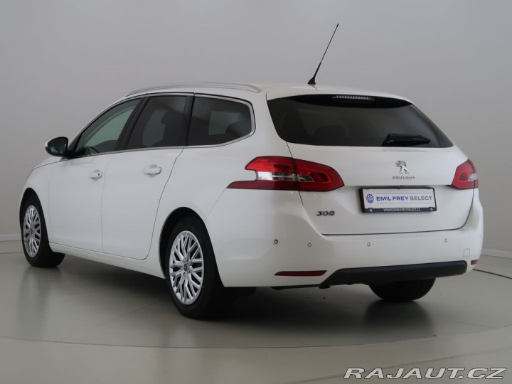 Peugeot 308 1.2,PureTech,CZ,ALLURE 2014