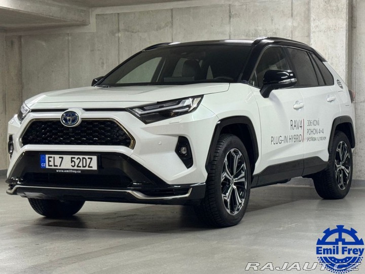 Toyota RAV4 SELECTION 2.5 Plug -in H 2025
