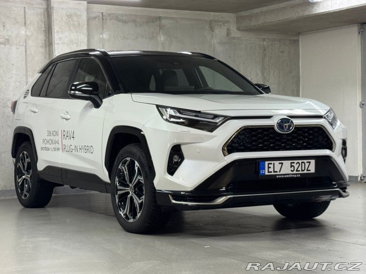 Toyota RAV4 SELECTION  2.5 Plug -in H 2025