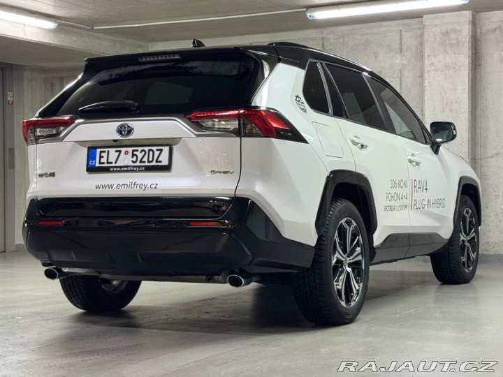Toyota RAV4 SELECTION  2.5 Plug -in H 2025
