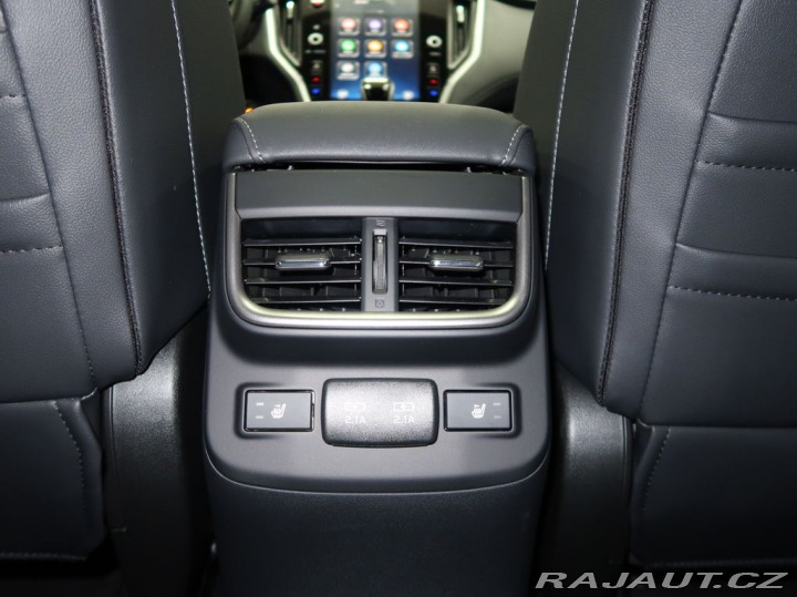 Subaru Outback TOURING 4X4. Služební vůz 2025