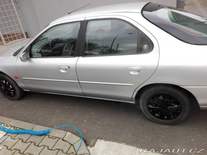 Ford Mondeo MK2 2000