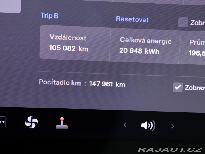 Tesla Model 3 Long Range AWD tažné DPH 2019