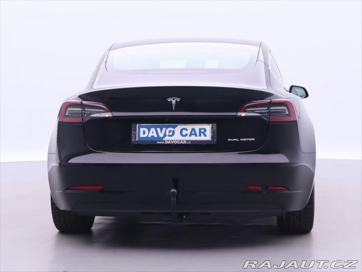 Tesla Model 3 Long Range AWD tažné DPH 2019