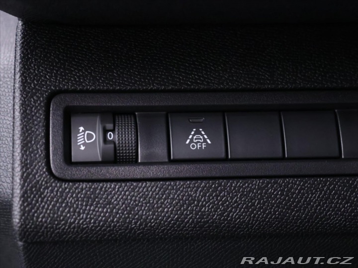 Peugeot 5008 1,2 PT Aut. Allure 7-Míst 2023