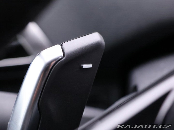 Peugeot 5008 1,2 PT Aut. Allure 7-Míst 2023