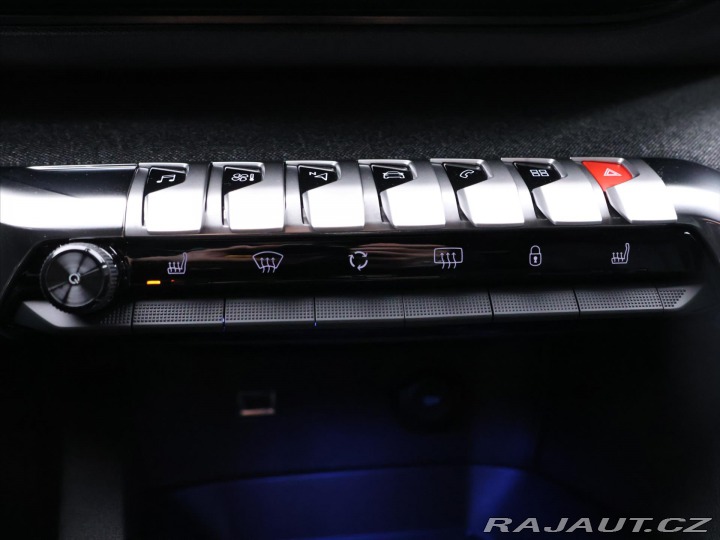 Peugeot 5008 1,2 PT Aut. Allure 7-Míst 2023