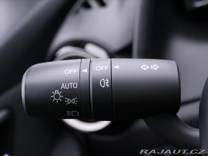 Mazda 2 1,5 66kW Homura e-Skyacti 2024