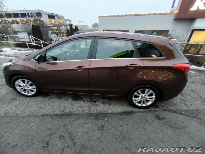 Hyundai i30  2014