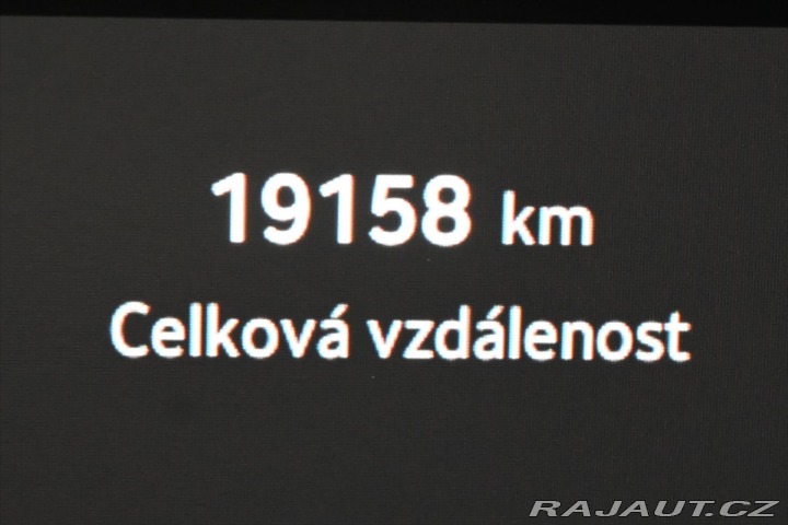 Škoda Superb 1,5 TSI 110kW DSG Selecti 2025