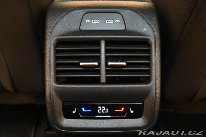 Škoda Superb 1,5 TSI 110kW DSG Selecti 2025