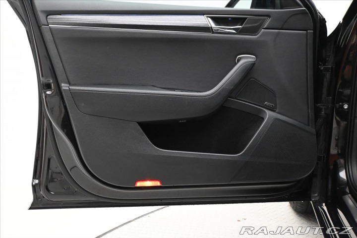 Škoda Superb 1,4 TSI iV 160kW Style Zá 2021