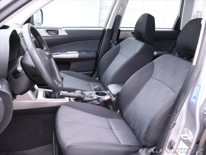 Subaru Forester 2,0 i 110kW AWD CZ Klima 2010