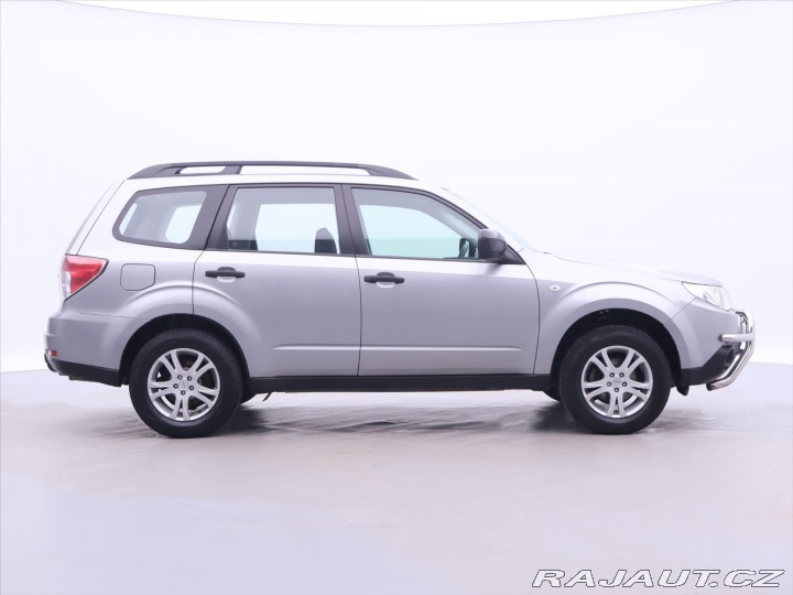 Subaru Forester 2,0 i 110kW AWD CZ Klima 2010