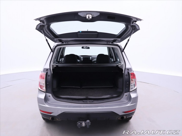 Subaru Forester 2,0 i 110kW AWD CZ Klima 2010