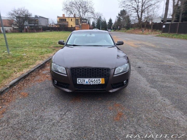 Audi Q5 2,0 2 l benzin 2011