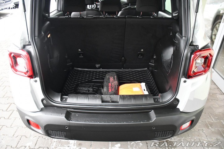 Jeep Renegade 1.3TURBO 2xPNEU 111kW ČR 2020