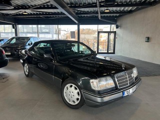 Mercedes-Benz 124 E320 kabriolet 1995