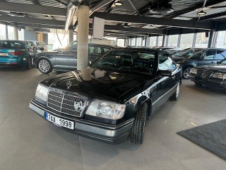 Mercedes-Benz 124 E320 kabriolet 1995
