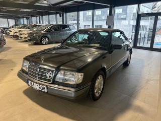 Mercedes-Benz 124 E320 kabriolet 1995