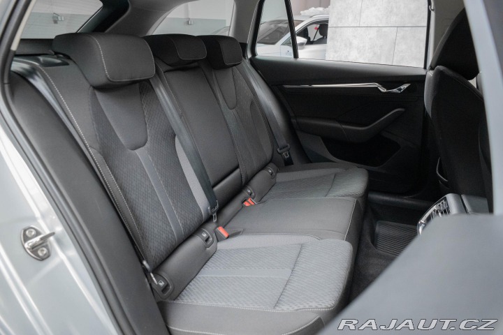 Škoda Octavia 2.0 TDI DSG*TAŽNÉ*2xKOLA* 2021