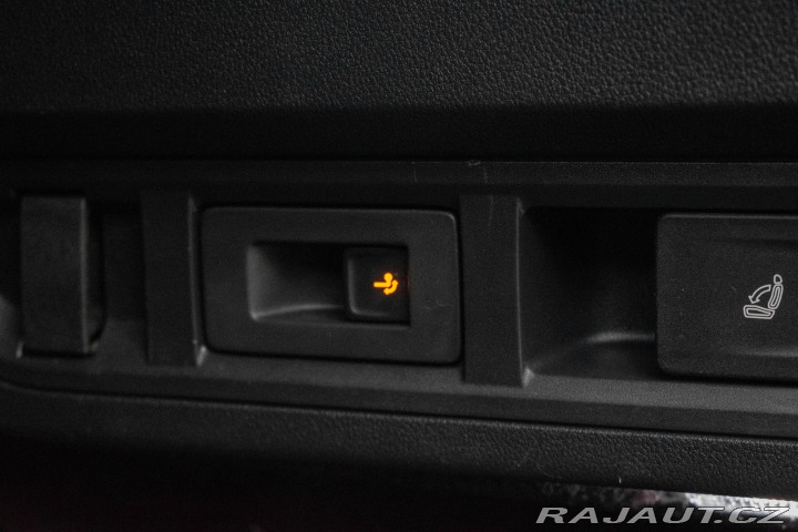 Škoda Octavia 2.0 TDI DSG*TAŽNÉ*2xKOLA* 2021