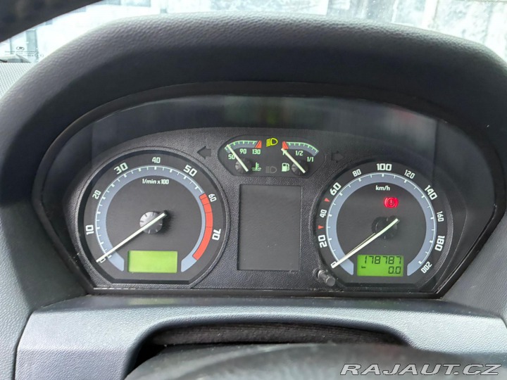 Škoda Fabia 1.4i, 59KW,4xZIMNÍ KOLA P 2007