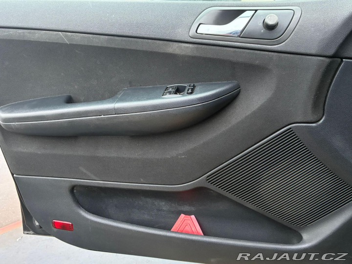 Škoda Fabia 1.4i, 59KW,4xZIMNÍ KOLA P 2007