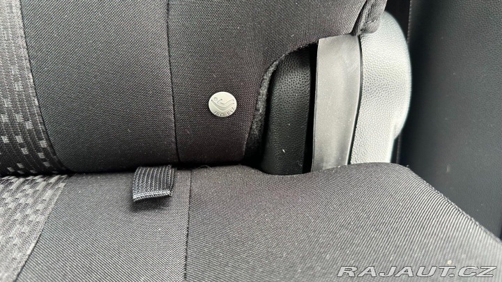 Mazda 5 1.8i 85kW *5míst*Isofix* 2011