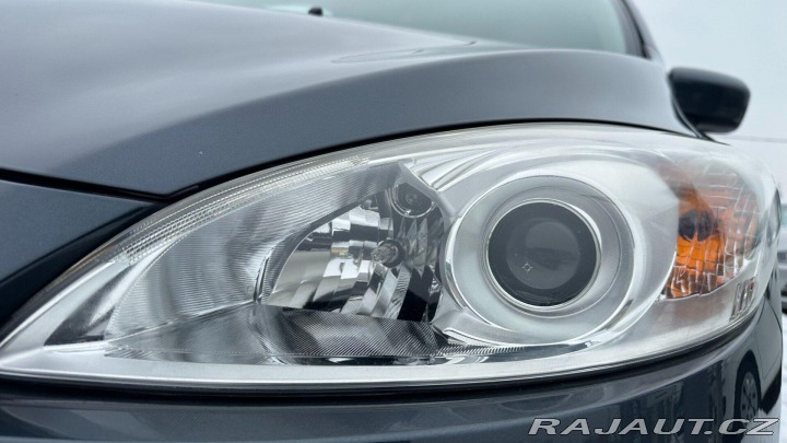 Mazda 5 1.8i 85kW *5míst*Isofix* 2011