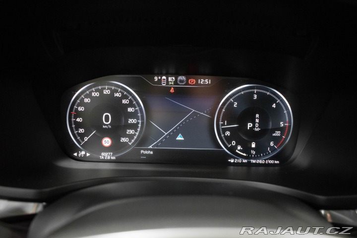 Volvo V60 Cross Country B4 AWD REZE 2022