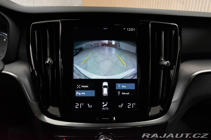 Volvo V60 Cross Country B4 AWD REZE 2022