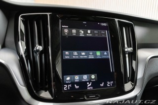 Volvo V60 Cross Country B4 AWD *ZÁR 2022