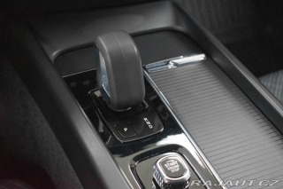 Volvo V60 Cross Country B4 AWD *ZÁR 2022