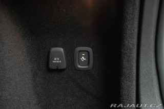 Volvo V60 Cross Country B4 AWD *ZÁR 2022