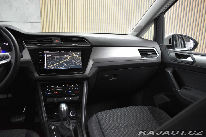 Volkswagen Touran 2.0 TDI 7.MÍST*TAŽNÉ*REZE 2023