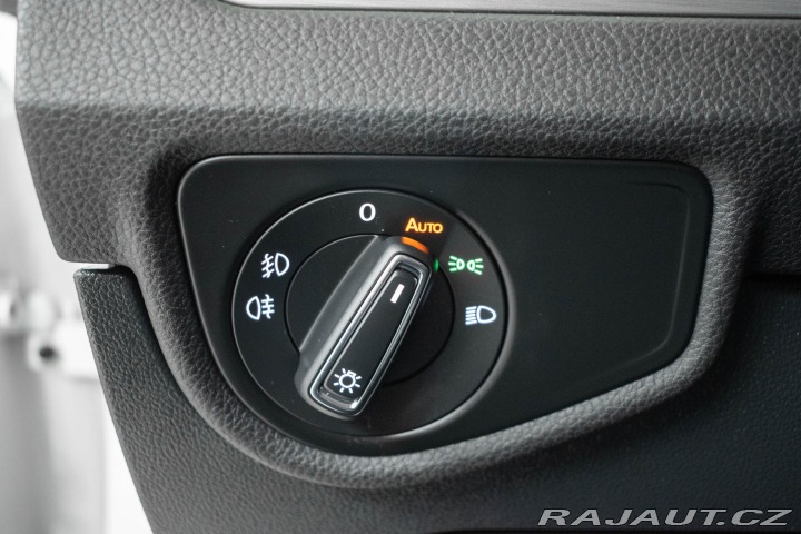 Volkswagen Touran 2.0 TDI 7.MÍST*TAŽNÉ*REZE 2023