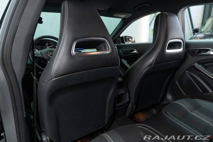 Mercedes-Benz CLA Shooting Brake  180 1.6 9 2017
