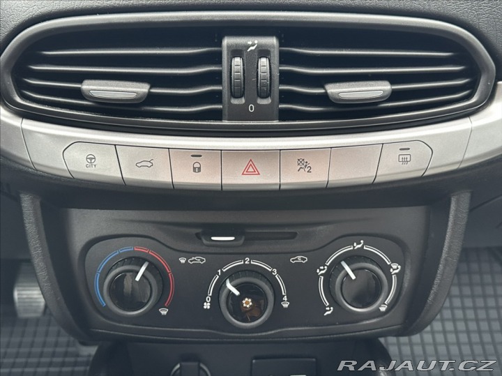 Fiat Tipo 1,4 95PS  Lounge 2016